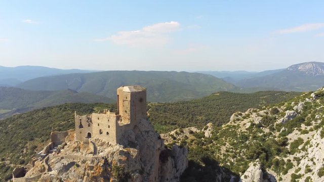 Queribus is a ruined castle in the commune of Cucugnan. It is regarded as the last Cathar stronghold. at an altitude of more thatn 700 meter it has incredible views of all the surroundings. It is
