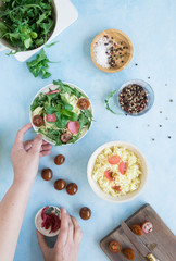 preparación de ensalada