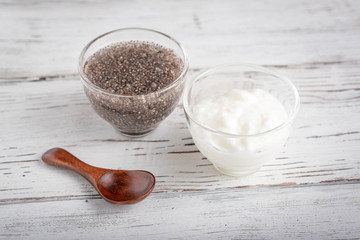 chia seeds and yogurt image