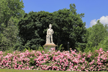 statua di vittorio emanuele II a monza in italia, vittorio emanuele II statue in monza city in italy 
