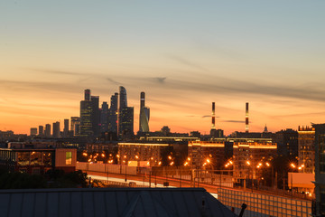Naklejka premium skyline at sunset