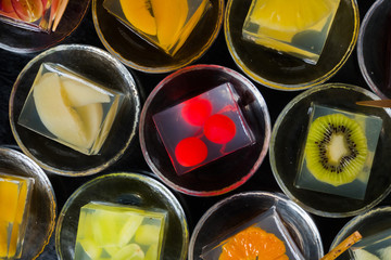 きれいなフルーツゼリー　Colorful sweet delicious fruit jelly