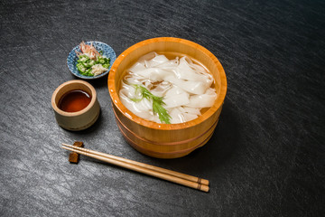 きしめん　(Kishimen) is Japanese Udon noodles 