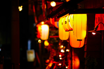 居酒屋・提灯 © beeboys