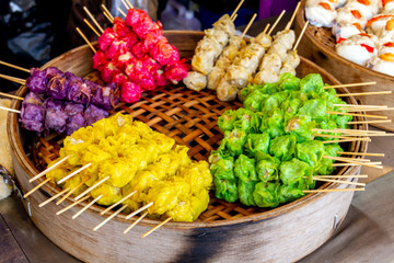 Dumpling in Bamboo Basket Steamer