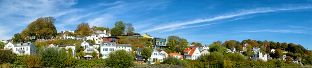 Panorama of the exclusive resedential area Blankenese on the river Elbe in Hamburg, Germany. - obrazy, fototapety, plakaty