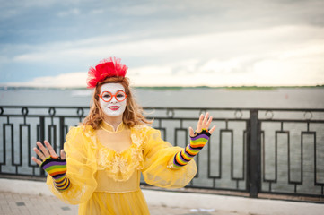 street MIME, trying to float in the air