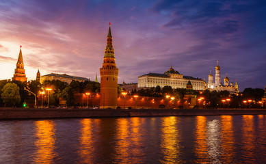 Obraz premium Moscow Kremlin after sunset