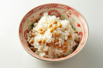Bowl of rice with chick pea 