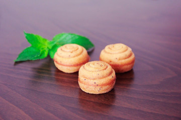 sweet yellow biscuit cupcake with green leaf decor