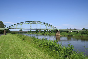 Fototapeta na wymiar Weserbrücke bei Minden - Nordrhein-Westfalen, Deutschland, Europa