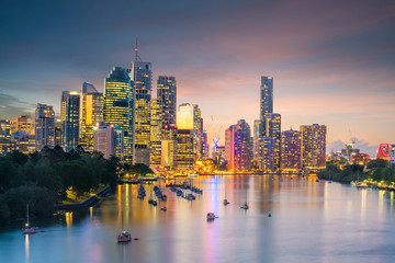 Obraz na płótnie Canvas Brisbane city skyline at twilight in Australia