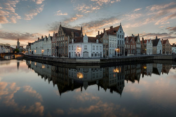 Fototapeta na wymiar Bruges by Night - Spiegelrei during the blue hour - Belgium