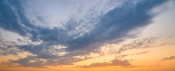 Obraz premium sky and clouds at the sunrise