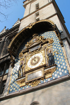 clock tower - conciergerie - paris - france