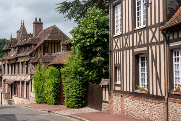Fototapeta na wymiar Houses and streets of Lyons-La-Forêt, Normandy, France