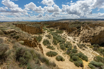 Fototapeta na wymiar Canyon dans le désert des Bardenas