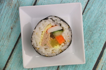 Maki thon surimi légumes