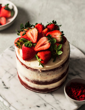 Red Velvet Naked Cake