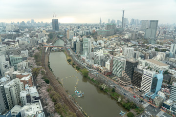 Fototapeta na wymiar 市ヶ谷駅周辺の都市風景