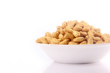 Cashew nut in bowl