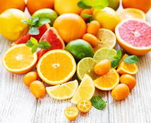 Naklejka na ściany i meble Fresh citrus fruits