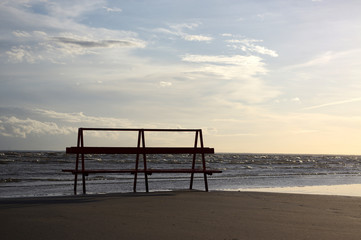 banc sur une plage en Estonie