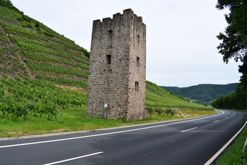 Lehmener Turm, ehemaliger Wohnturm aus dem Mittelalter - obrazy, fototapety, plakaty