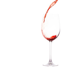 Wein wird eingegossen