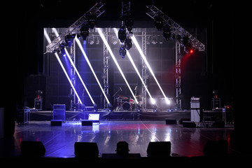 Free stage with lights, lighting devices.