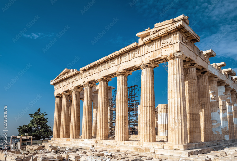 Wall mural Parthenon on Acropolis of Athens, Greece. Ancient Greek temple is top landmark of Athens.