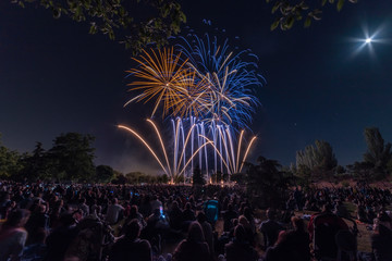 Fuegos artificiales en las fiestas de Getafe, Madrid, Espa&ntilde;a.