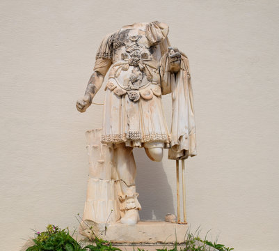 Antique statue of the emperor of marble.