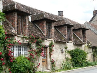 Maison typique à Yèvre le chatel Loiret France