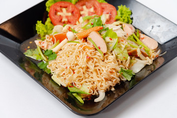 Spicy Noodle Salad (Yum Mama) - Thai food