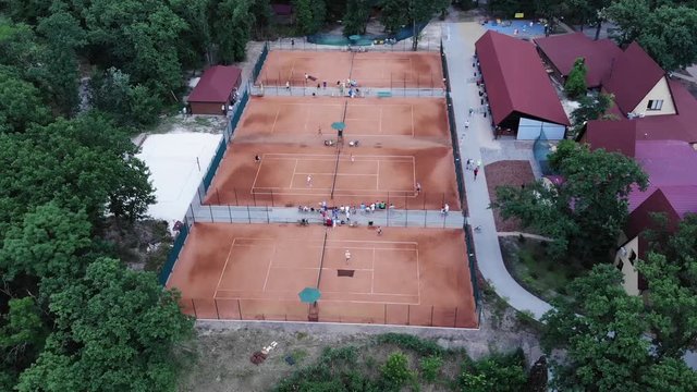 4 tennis courts outside the city