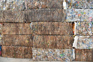 Plastic waste briquette Prepare to recycle