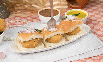Vada Pav