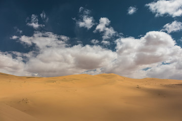 Fototapeta na wymiar desert and sky