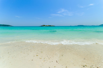 beautiful clear blue sea water on the beach paradise ocean. vacation background on summer in Thailand coast.