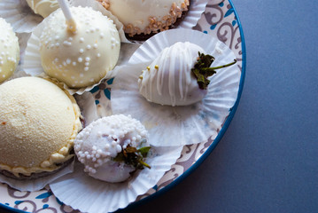 dessert. chocolate covered strawberries. lolipops. sweet. candy bar