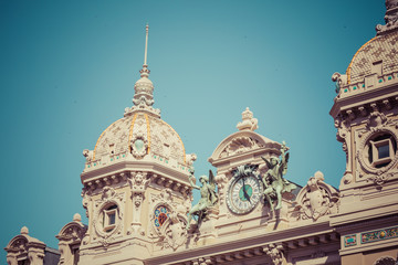 Obraz premium MONTE CARLO, MONACO - JUNE 04, 2019: Casino building facade in a sunny summer day in Monte Carlo, Monaco.