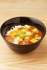 麻婆豆腐丼