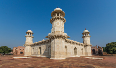 Fototapeta na wymiar Agra, India - one of the main sites of the Unesco World Heritage city of Agra, the Tomb of I'timad-ud-Daulah is a wonderful Mughal mausoleum built in white marble