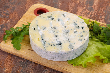 Round blue cheese