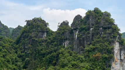 Fototapeta na wymiar Karst mountain in Ninh Binh, Vietnam.