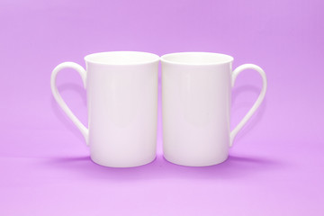 white mugs