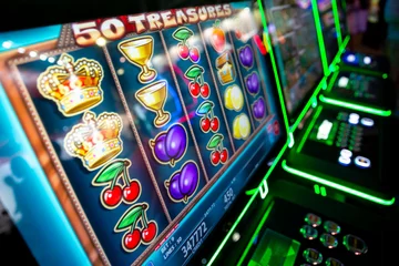 Foto op Plexiglas Computer monitor of slot machines in casino © Belish