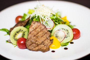 еда, меню, блюдо,блюда, мясо, ресторан, food, meat, meal, dinner, plate, beef, grilled, steak, chicken, vegetable, dish, pork, lunch, restaurant, gourmet, tomato, closeup, cuisine, vegetables, barbecu