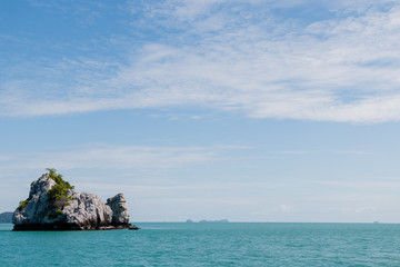 Naklejka premium Views of the sea and the hills at Koh Samui, Thailand